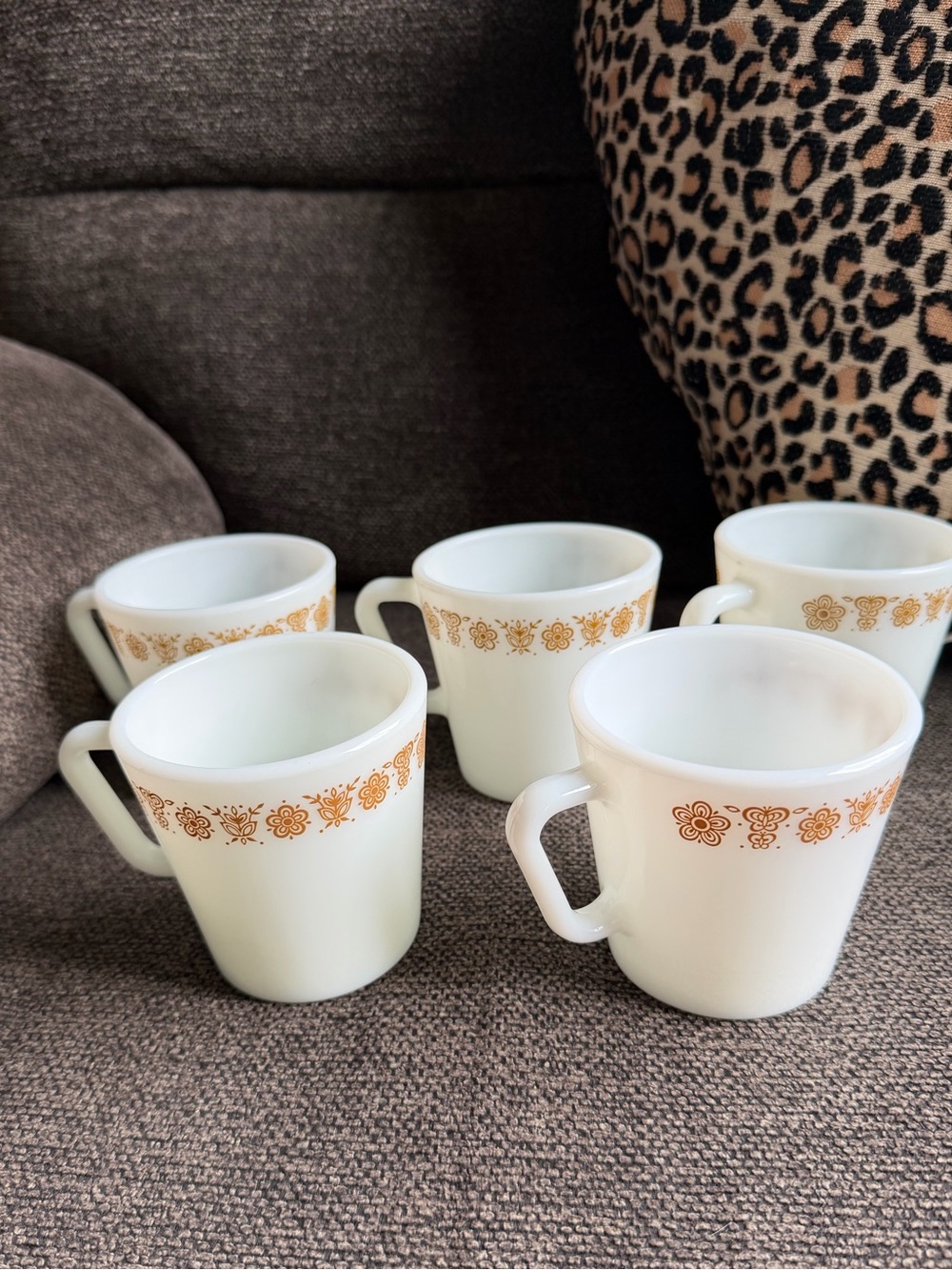 Set of 5 Pyrex milk glass mugs
